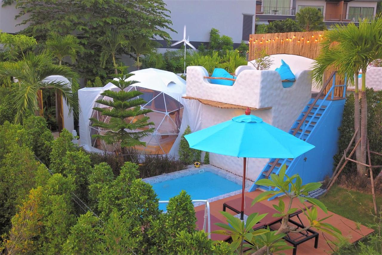 Le Resort And Villas Rawai Exterior foto Bubble Hotel in Thailand